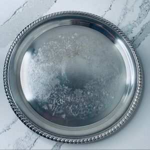 WM Rogers Round Silverplate Waiter's Tray 12.5”